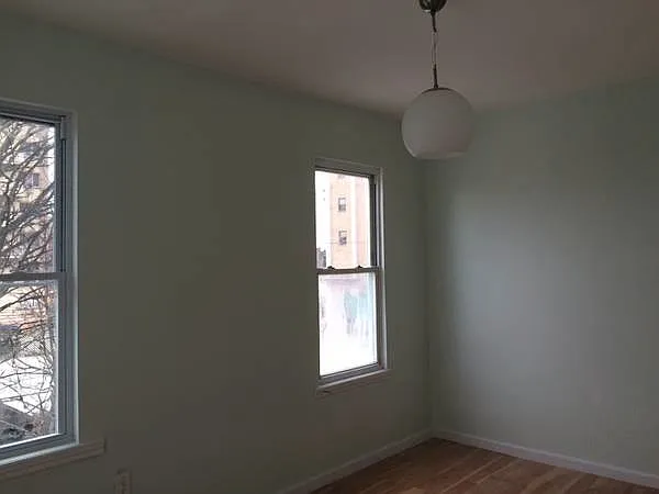 2845 Brighton 3 St photo 1