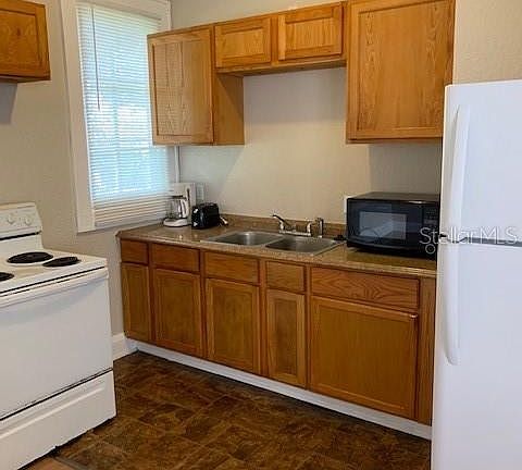 3rd image of 241 Palm Ave #45