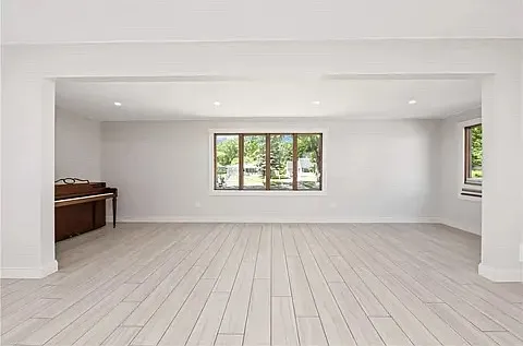 2944 Lake Ave — Photo 10