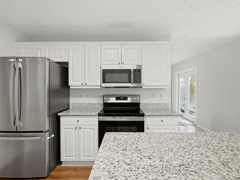 519 Batten Blvd — Photo 24