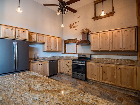 5th image of 819 1st Ave S #17973587