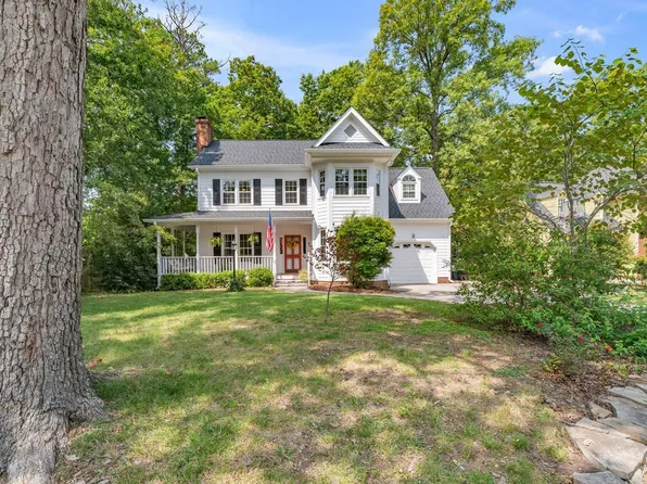 216 Custer Trl, Cary, NC 27513