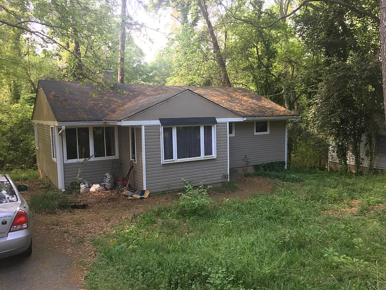 260 Habersham Dr — Photo 8