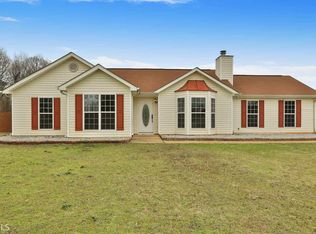 60 Laura Way, Senoia, GA 30276