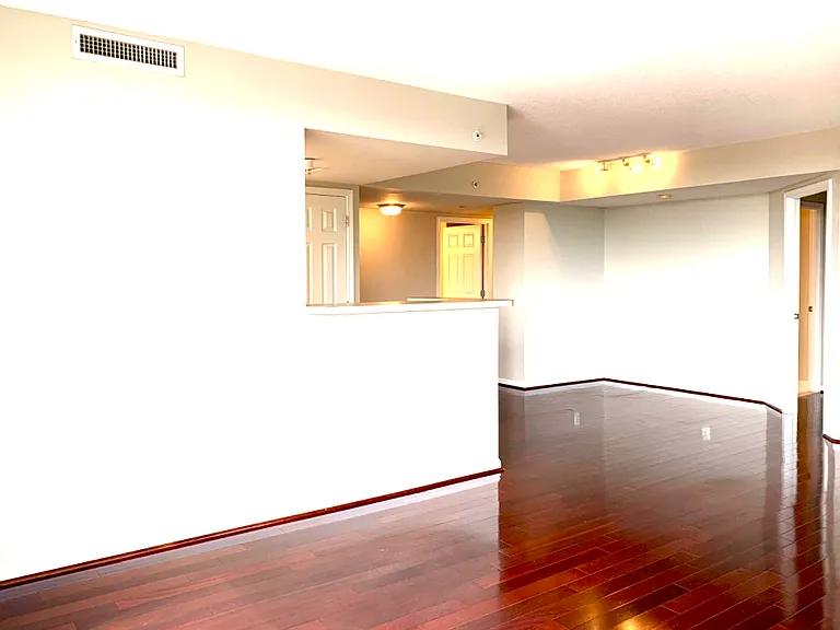 11710 Old Georgetown Rd #401 — Photo 9