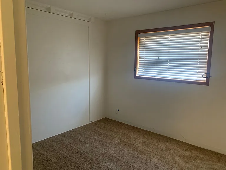 345 N Lesueur — Photo 17