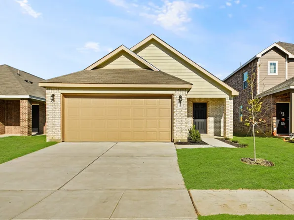 1712 Luke St, Ennis, TX 75119