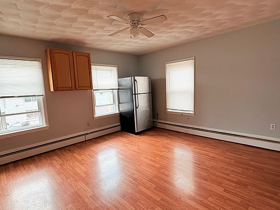 3rd image of 6 Bettez St Floor 2