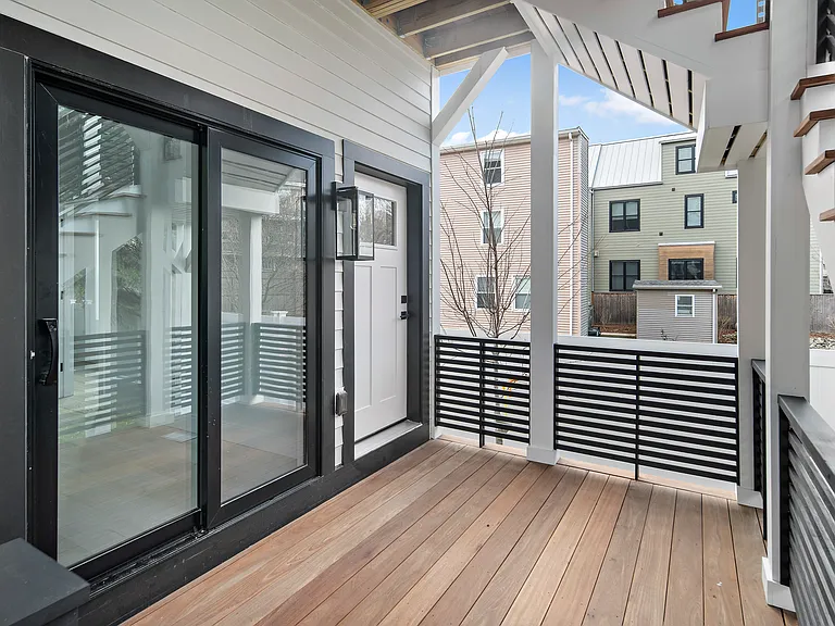 21 Woodbine St #21 — Photo 23
