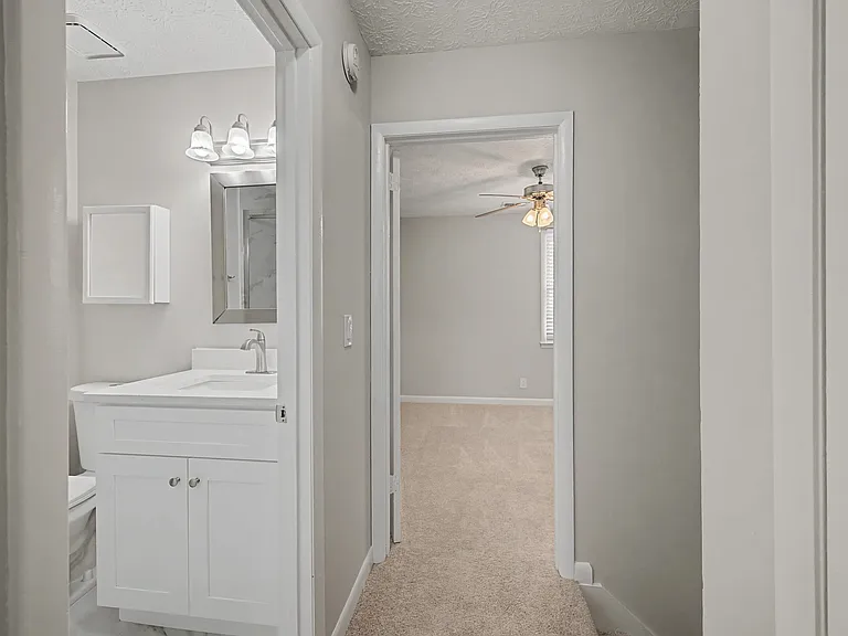509 Alexander Dr — Photo 31