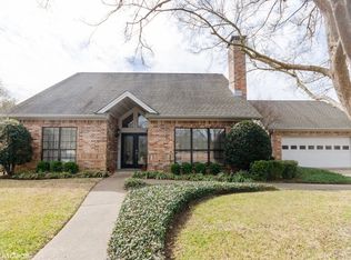 713 Park Place Dr, Athens, TX 75751