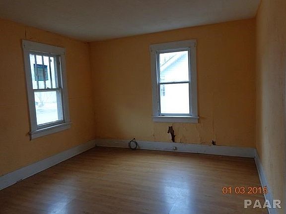 2nd image of 1126 W Willcox Ave