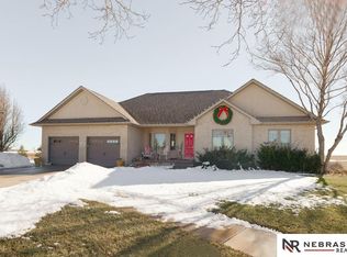 127 River Rock Rd, Wilber, NE 68465