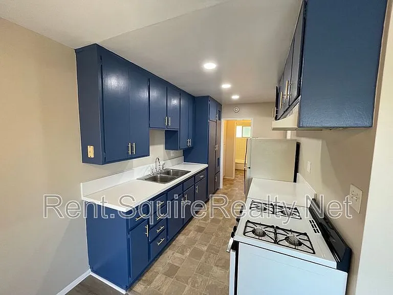 414 N San Gabriel Ave #5 — Photo 7