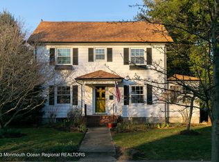 11 Fisher Pl, Red Bank, NJ 07701
