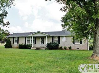 570 Neal Rd, Watertown, TN 37184