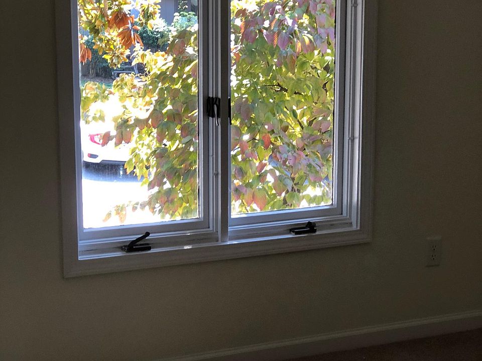 1st image of 161 Ingleoak Ln #161