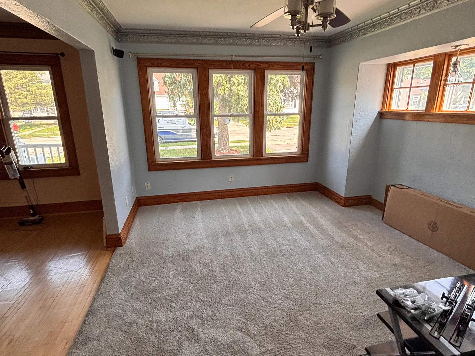 3 bed, 1300 sqft, $1,600 — Photo 4