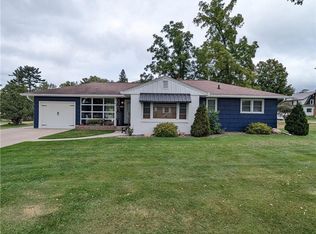 522 Thomas St, Cornell, WI 54732