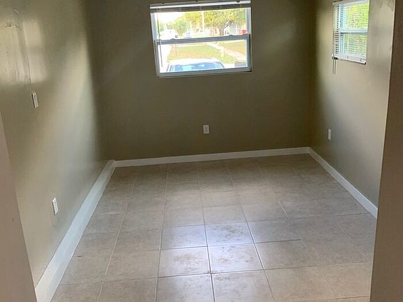 5th image of 893 Coconut Dr