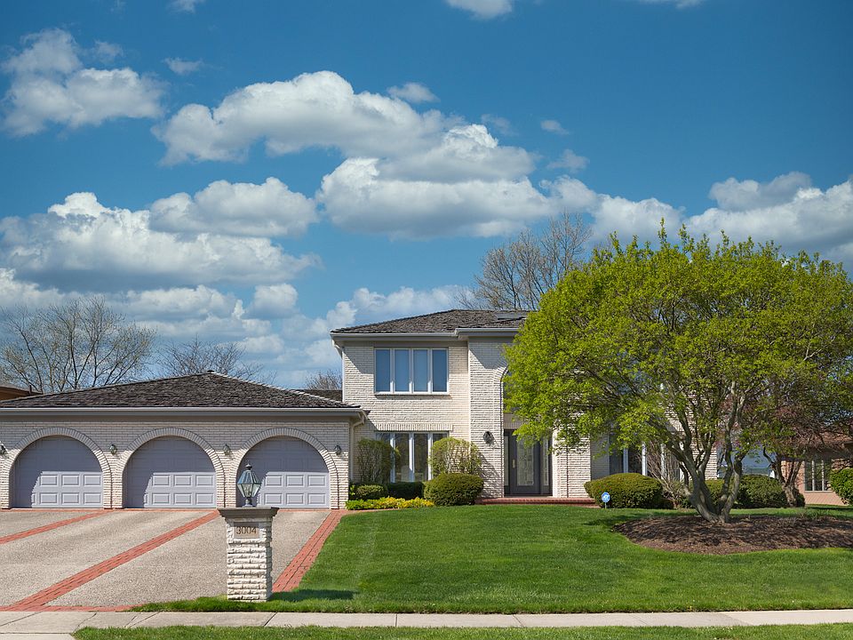 1st image of 3004 Parkside Dr