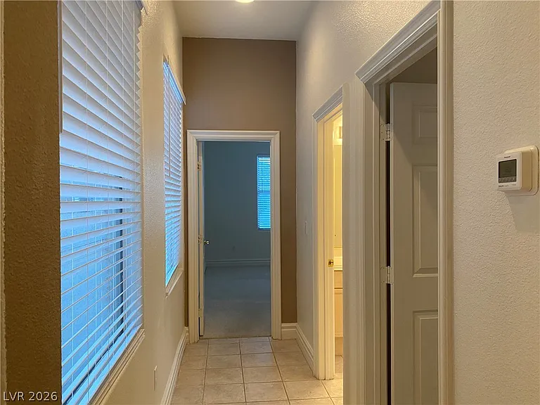 386 Apple River Ct — Photo 21