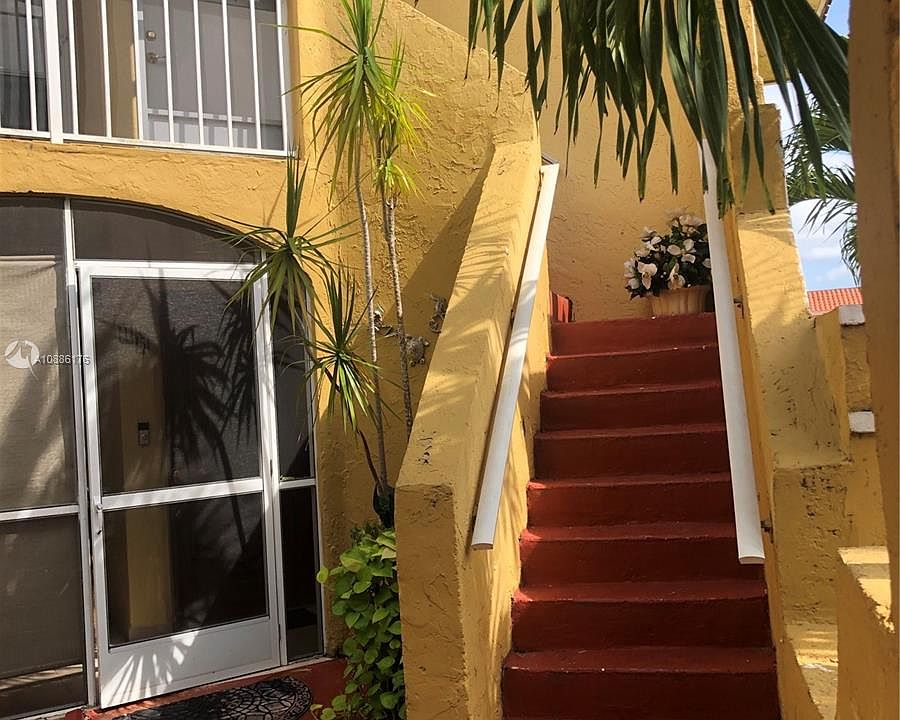 1st image of 15615 SW 74th Circle Dr APT 16-2