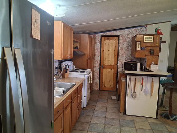 4th image of 24 Jennifer St