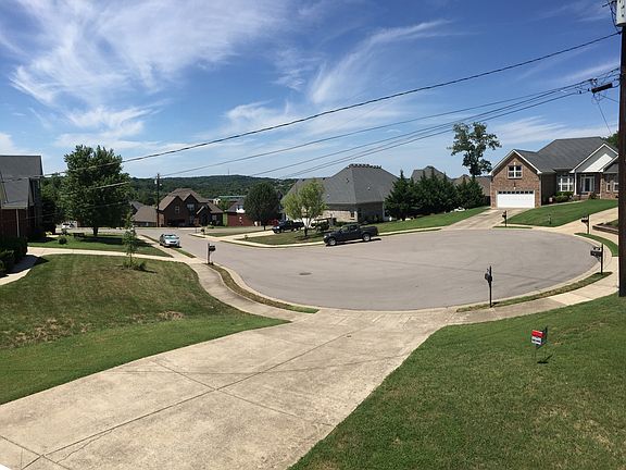 3rd image of 104 Denny Cove Dr