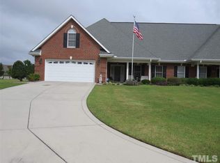119 Glenfield Dr, Dunn, NC 28334