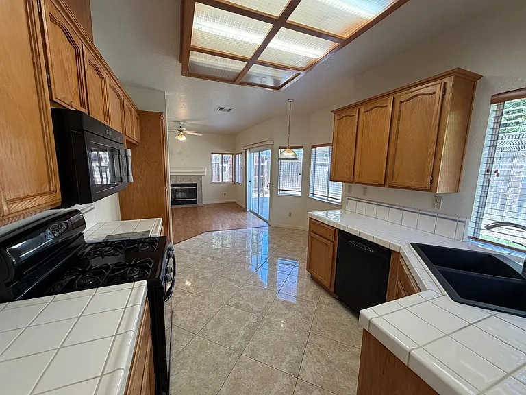 8868 Chadbury Pl — Photo 6