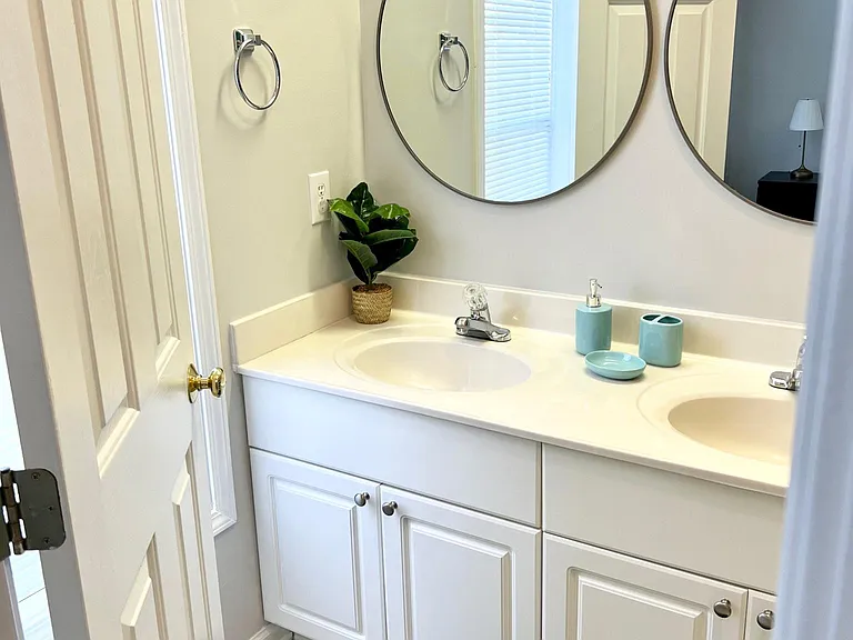 9760 Leyland Dr #7 — Photo 10