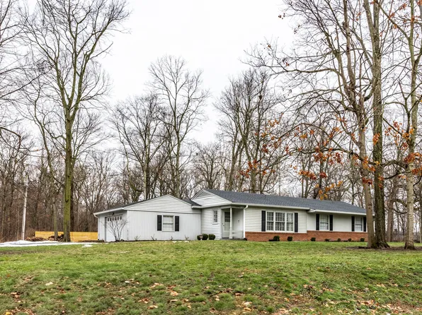 12042 Pebble Brook Ln, Carmel, IN 46033