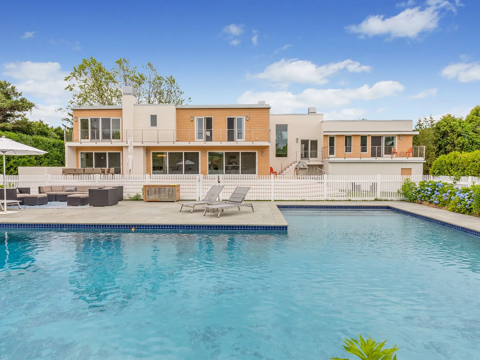 Modern Sagaponack South — Photo 2