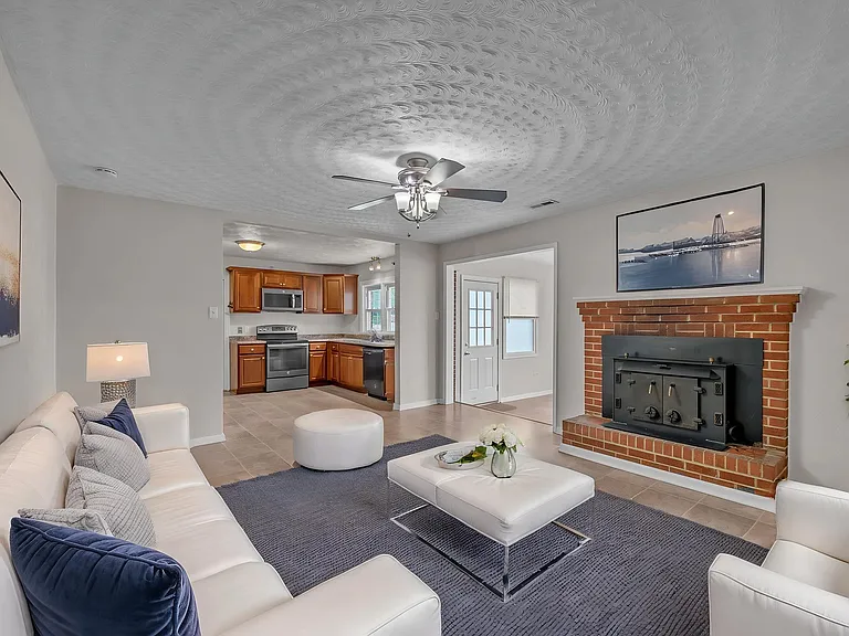 525 Dove Dr — Photo 10