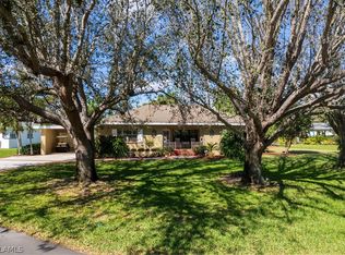 1745 Ardmore Rd, Fort Myers, FL 33901