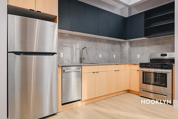 Rented by Nooklyn NYC LLC | media 21