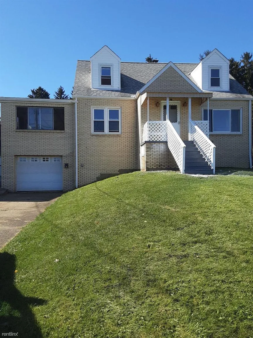 113 Circle Dr photo 1