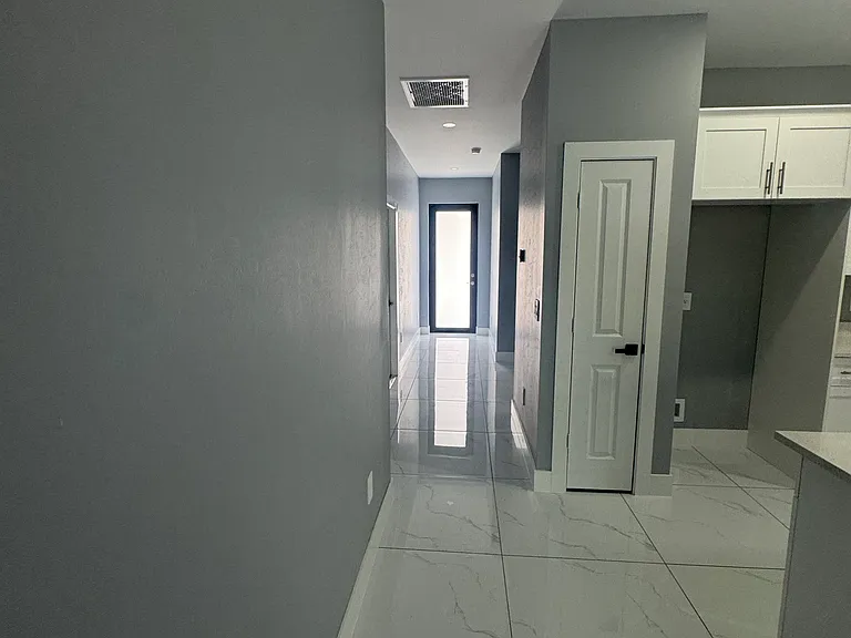 4910 Golfview Blvd — Photo 8