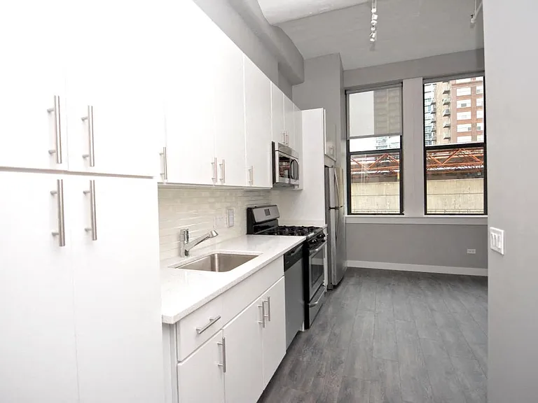 Library Lofts — Photo 29