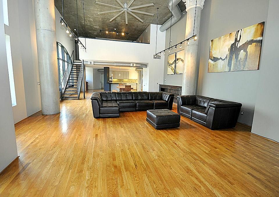 1st image of 1005 S Shepherd Dr APT 212
