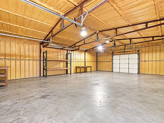 4th image of 1870 Ross Ln #1
