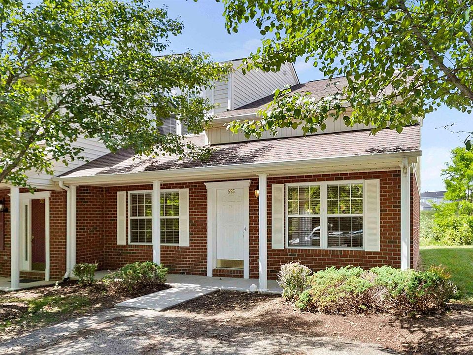 1st image of 555 Oaktree Blvd