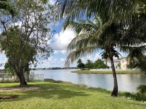 5072 SW 164th Avenue, Miramar, FL 33027