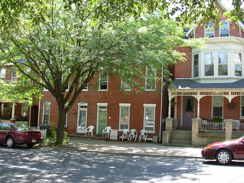 608 W. Chestnut St