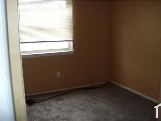 15120 W Nine Mile Rd — Photo 26
