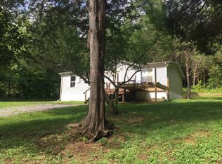 3015 Chestnut Grove Rd, Columbia, KY 42728