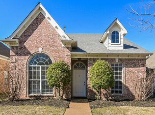 8698 Macon Rd, Cordova, TN 38018