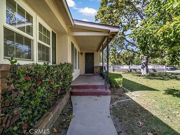 4th image of 3016 Muscupiabe Dr
