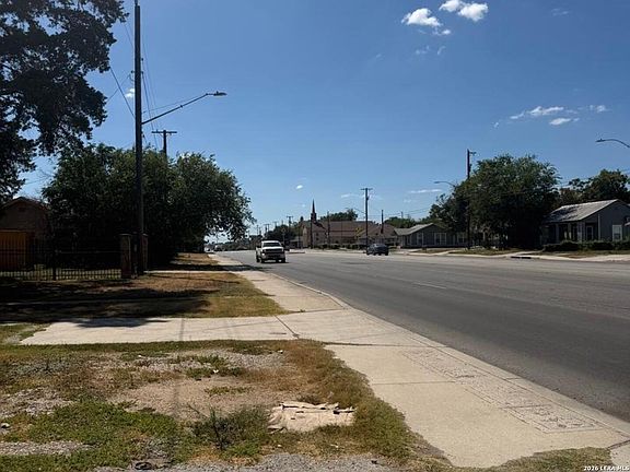 5th image of 816 CULEBRA RD